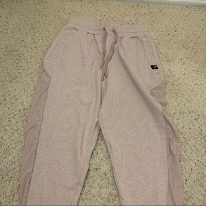 Gymshark Aura Joggers Taupe